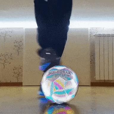 BRIGHT leuchtender FUSSBALL
